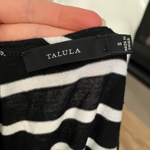 Aritzia Tank - Picture 2 of 3